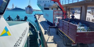 El Servicio de Inspección de Pesca decomisa 450 alcatruces en 4 líneas