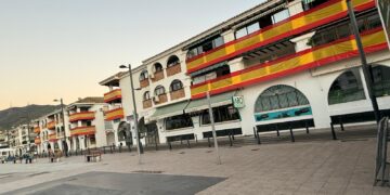 La Jura de Bandera Civil reunirá este sábado en Benalmádena a 300 jurandos y cerca de 200 legionarios en la plaza de Adolfo Suárez
