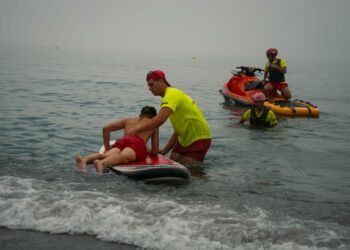 El dispositivo de salvamento de playas finaliza sin víctimas en Torremolinos con 692 incidencias a lo largo del verano