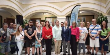 Benalmádena reafirma su compromiso con la salud mental en un emotivo acto institucional celebrado en el Ayuntamiento