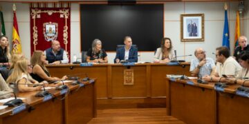 La Mesa de Discapacidad avanza en nuevas propuestas para una Benalmádena más accesible