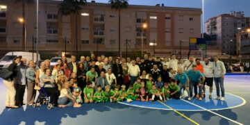 Torremolinos reconoce a Francisco Castillo por su contribución en la promoción y difusión del fútbol sala local