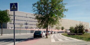 Absuelven a dos curas acusados de delito de incitación al odio contra migrantes y musulmanes