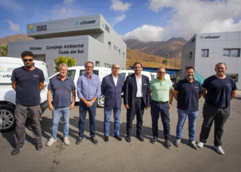 Entran en servicio los primeros vehículos sostenibles para la recogida de residuos en la Costa del Sol