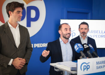 El PP exige a Sánchez «que deje de castigar a los autónomos y aplique la directiva europea que exime del IVA a quienes facturen menos de 85.000 euros»