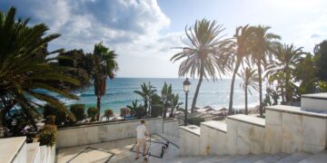 Finalizan las obras de mejora en el acceso al paseo marítimo desde la calle Arturo Rubinstein