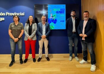 Un centenar de mujeres se iniciará en el pádel con el programa ‘+Deporte +Mujer’ de la Diputación