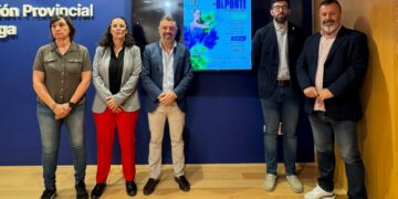 Un centenar de mujeres se iniciará en el pádel con el programa ‘+Deporte +Mujer’ de la Diputación