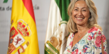 Dimite la consejera de Salud por la crisis de los cribados del cáncer de mama