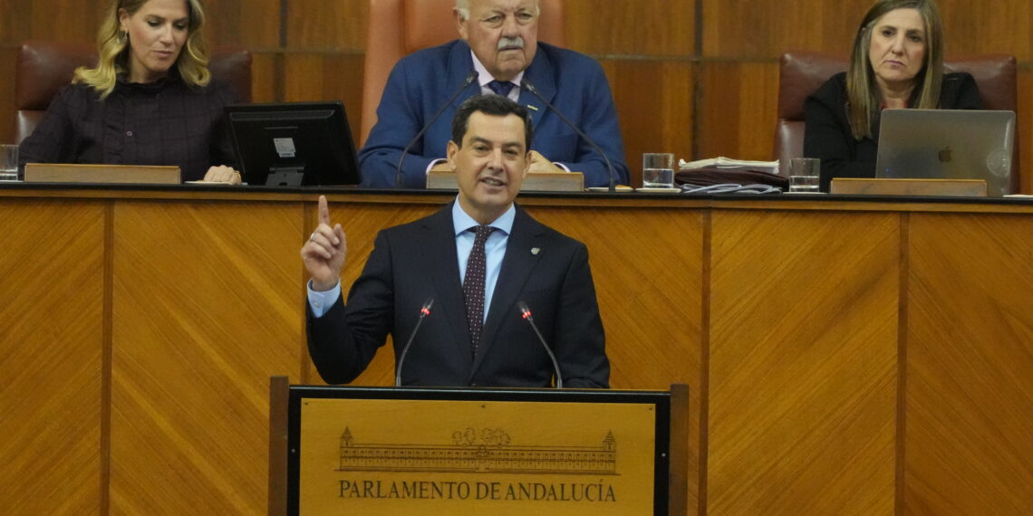 Moreno defiende la dignidad de Andalucía frente a los privilegios: «No vivimos de la caridad de nadie»