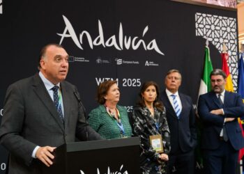 Más de 2,5 millones de turistas británicos visitan 326 municipios andaluces en el año de mayor conectividad aérea con Reino Unido