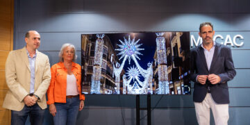 Málaga estrena diseño navideño en calle Larios y refuerza su compromiso con la sostenibilidad