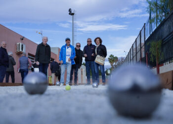 Carretera de Cádiz ya tiene una nueva pista de petanca en el campo de fútbol Roma Luz – Guadaljaire