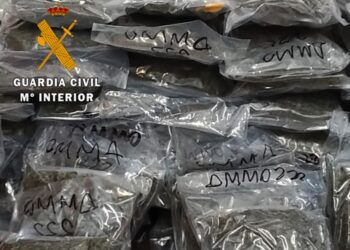 La Guardia Civil interviene 54 kilos de marihuana y hachís en la AP-7