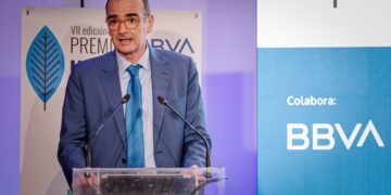 El doctor Carlos O’Connor, de los hospitales Quirónsalud Campo de Gibraltar y Marbella, galardonado con un Premio a la Innovación Sostenible