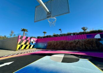 Fuengirola amplía la oferta deportiva del Parque de La Loma con la creación de una cancha de baloncesto 3×3