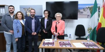 El Ayuntamiento respalda a la Asociación de Vecinos Las Albarizas en la charla organizada contra la violencia de género