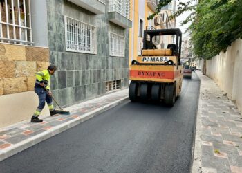 Recta final para las obras de renovación de las infraestructuras hídricas soterradas de la calle Reyes Católicos