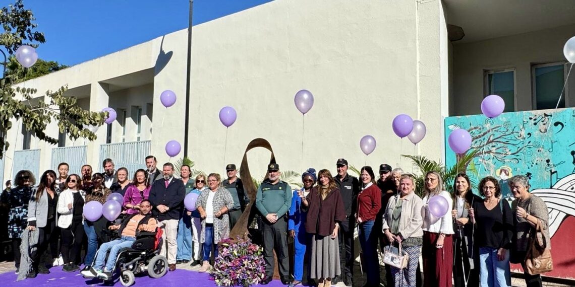 Ana Mata reivindica la atención inclusiva, la educación en igualdad y la sensibilización social con motivo del 25N