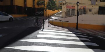 Continúan las mejoras de la seguridad vial en Santa Marta y Divina Pastora con la creación de 17 nuevos pasos de peatones