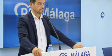 El PP denuncia que el último privilegio de Puente y Montero a Cataluña, el AVE a 350 km/h, se paga con su “inversión cero” contra los atascos en Málaga