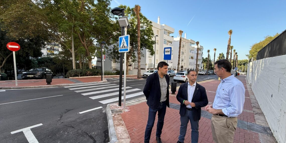 Benalmádena finaliza la remodelación de once calles de la zona de Gamonal, que ahora lucen más accesibles y cuentan con nuevas instalaciones