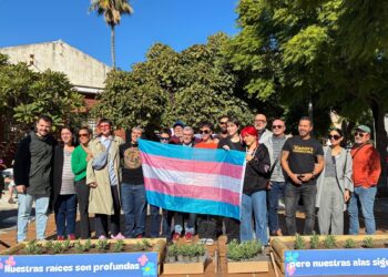 Torremolinos conmemora el Día Internacional de la Memoria Trans con la acción comunitaria ‘Raíces y alas: por la memoria y la vida trans’