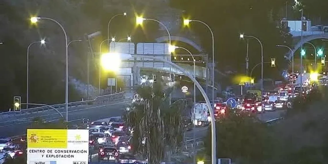 Otra semana plena de atascos: los vecinos de Rincón de la Victoria, atrapados en su camino a Málaga