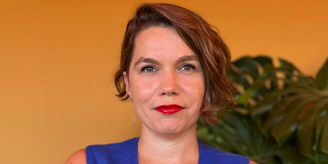 Violeta Niebla presenta en La Térmica su primera novela ‘Todo lo que hice por dinero’