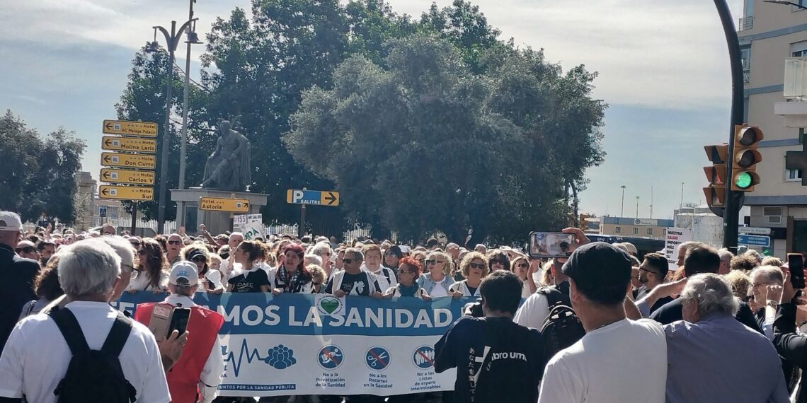 20.000 personas se manifiestan por la sanidad pública en el centro de Málaga