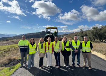 Diputación invierte 155.000 euros en la mejora de la carretera que conecta Valle de Abdalajís con el Caminito del Rey