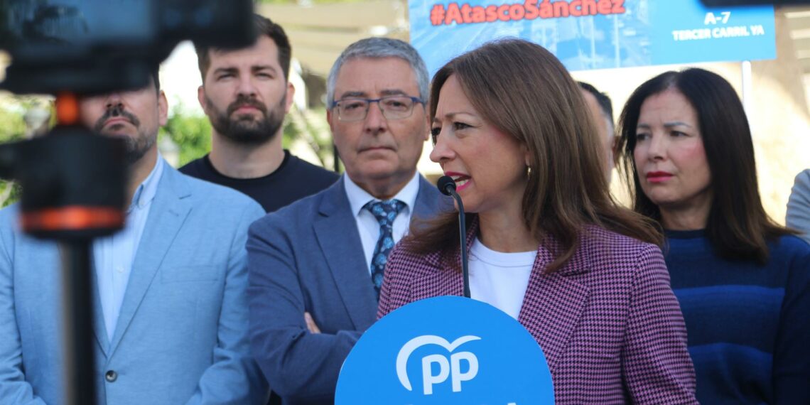 PP retoma la recogida de firmas para exigir al Gobierno el tercer carril de la zona este: «No hay excusas»