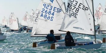 Turismo Costa del Sol impulsa la vela y la sostenibilidad en el Trofeo Theresa Zabell, en el marco del proyecto Senda Azul