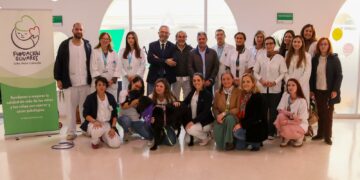 El Regional de Málaga incorpora terapia asistida con perros para pacientes con TCA