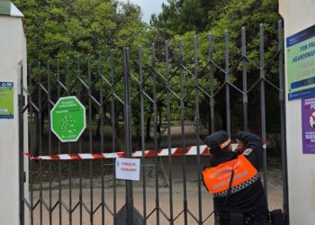 Benalmádena cierra parques e instalaciones municipales por el aviso naranja por lluvias