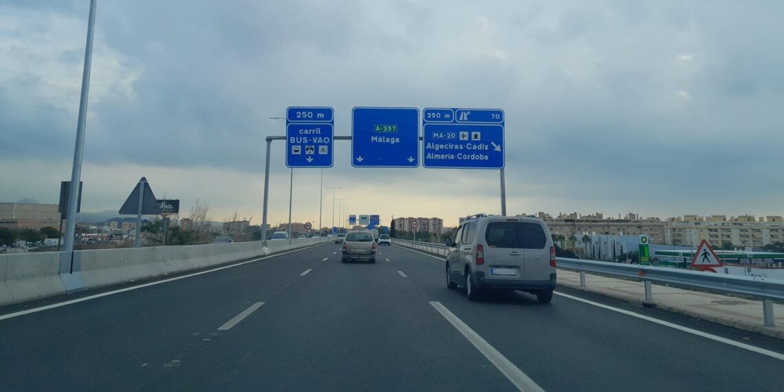 La Junta pone en servicio el nuevo carril exclusivo para autobuses para acceder a Málaga por la A-357