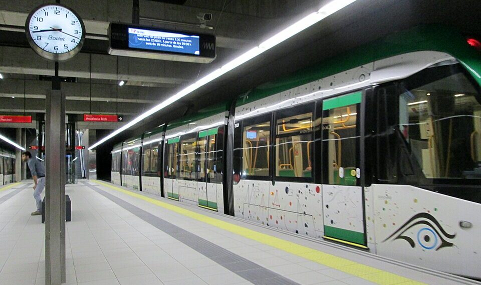 El Metro de Málaga refuerza su servicio en Navidad y Reyes