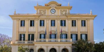 El Puerto de Málaga adopta decisiones de gestión y prevé un cierre de 2025 con resultados muy favorables