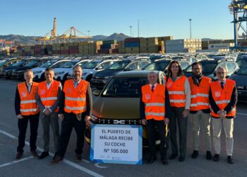 El Puerto de Málaga alcanza los 100.000 vehículos movidos en 2025 y consolida un año récord para el tráfico de automóviles