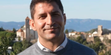 Juan Luis Villalón destaca un año “de avances y compromiso” para Casares como balance de 2026