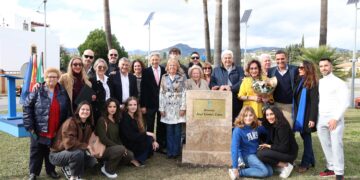 San Pedro Alcántara rinde homenaje a José Gómez Lara con la designación de una rotonda con su nombre