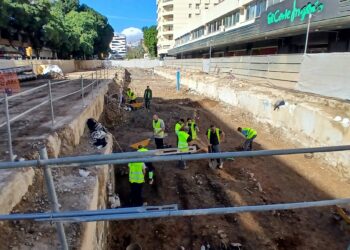 Cultura constata el hallazgo de una necrópolis romana de los siglos II-IV en la obra del Metro de Málaga