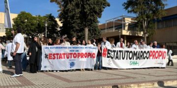 La huelga obliga a cancelar 58.000 consultas en Andalucía: «El Gobierno ha abandonado a los profesionales sanitarios»