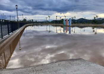 El temporal provoca 30 incidencias en Mijas sin daños personales pero con anegaciones junto a arroyos y desperfectos materiales