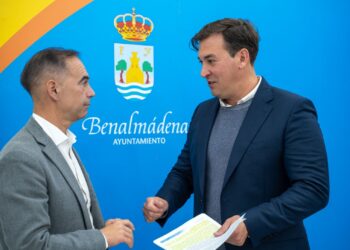 Benalmádena aprueba el presupuesto de 2026, que contempla ambiciosas inversiones y mantiene congelados los impuestos