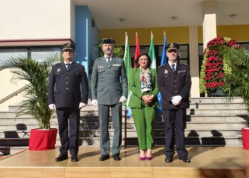 «Una convivencia que ni puede ni debe vulnerarse»: Torremolinos celebra el Día de la Constitución Española