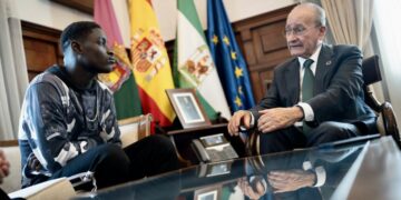 Mansour Konte, héroe en la dana, acepta alojarse en el Centro de Acogida Municipal de Málaga