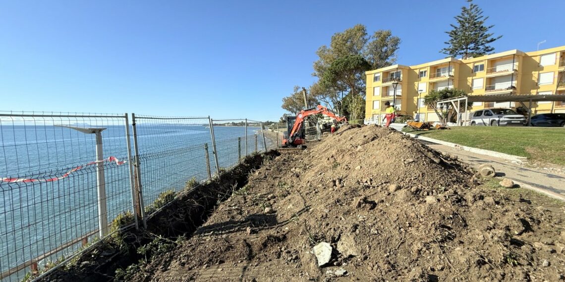 Avanzan las obras para estabilizar un tramo de corredor litoral en Playa Bella
