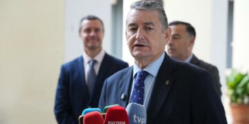 Andalucía bate su récord de vacunas frente a la gripe con más de 1,9 millones esta campaña