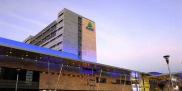 Suspendidos los trenes que conectan Málaga y Sevilla por riesgo de derrumbe de un muro